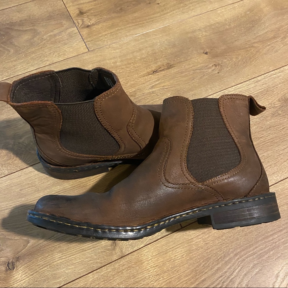 Born Hemlock Boot Size 11